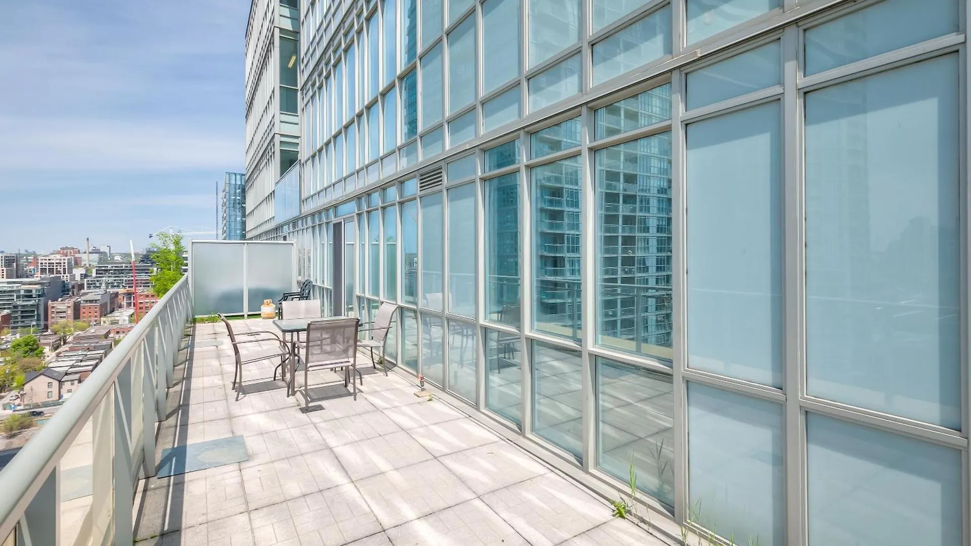 Apartment Luxury Executive Toronto Downtown Suites