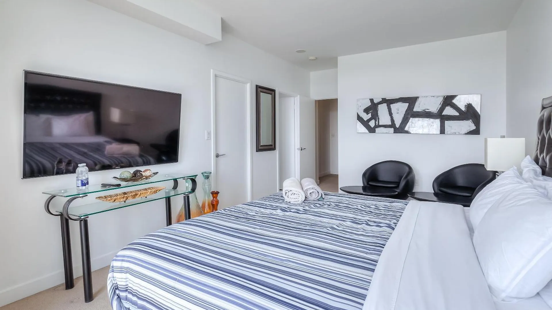 Luxury Executive Toronto Downtown Suites Canada