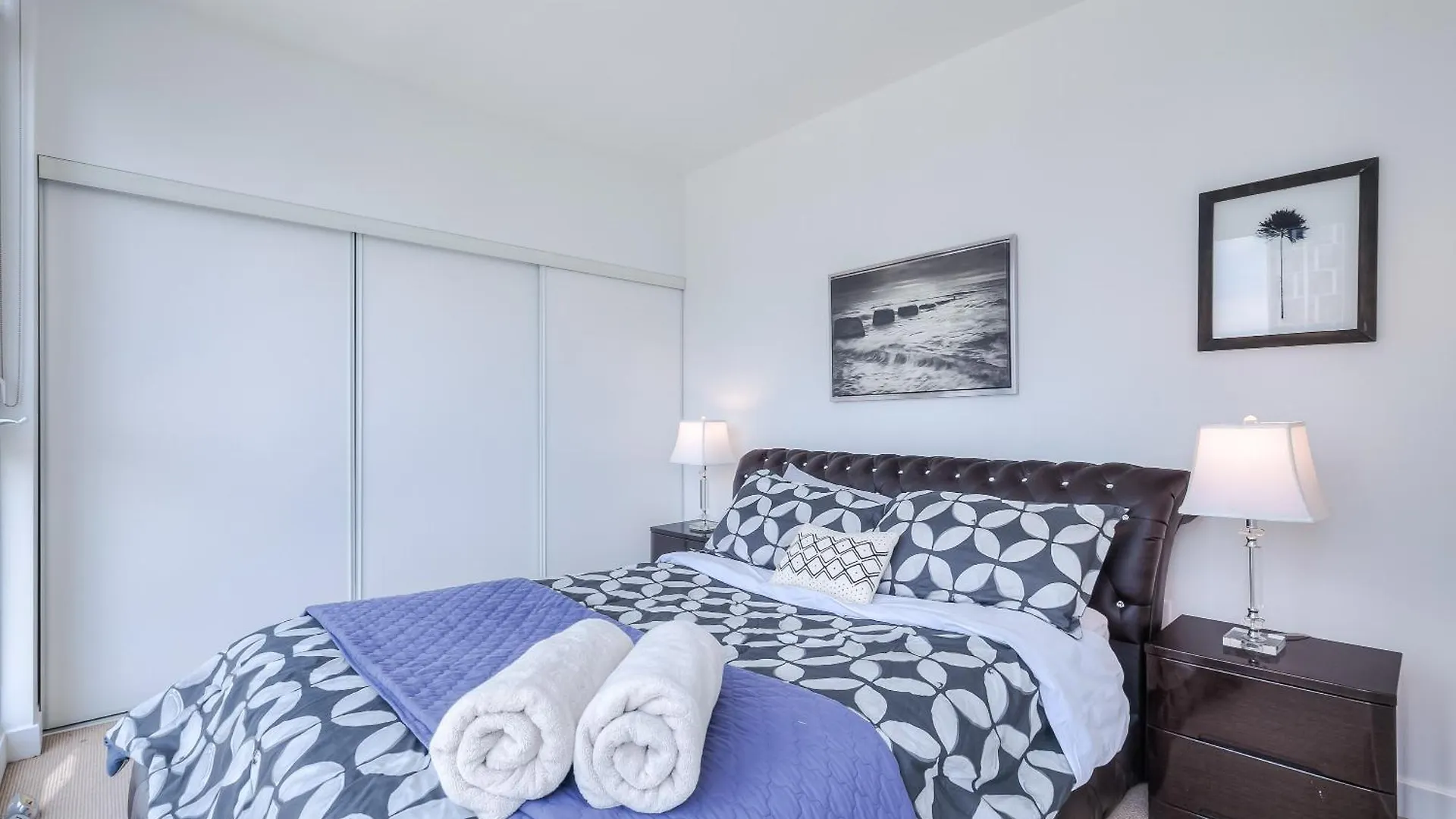 Apartment Luxury Executive Toronto Downtown Suites