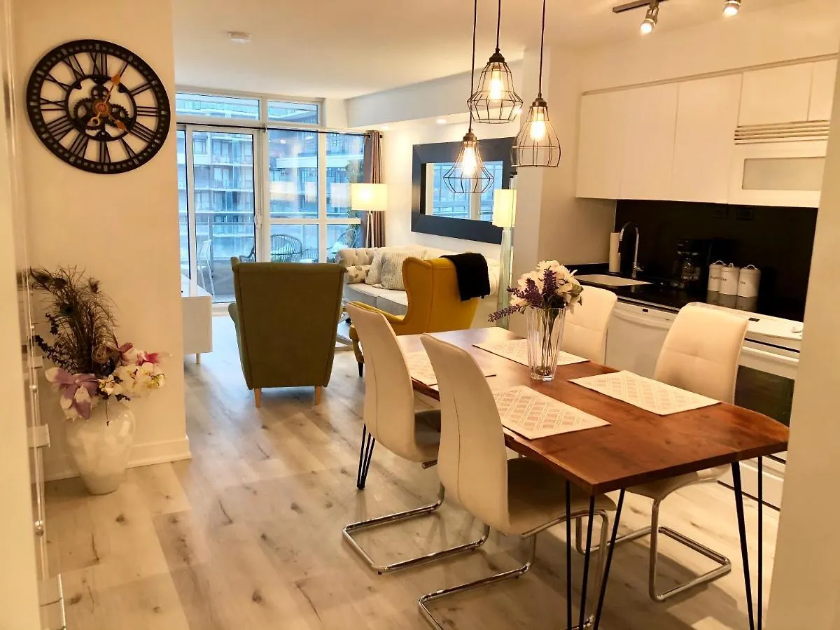 Luxury Executive Toronto Downtown Suites Apartment