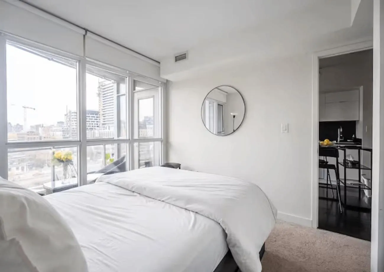 Luxury Executive Toronto Downtown Suites